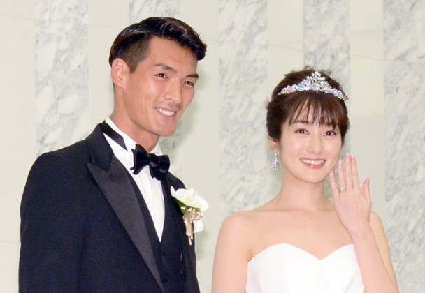 挺足球 日本國腳槙野智章娶美麗女星高梨臨香川真司長友佑都出席婚宴